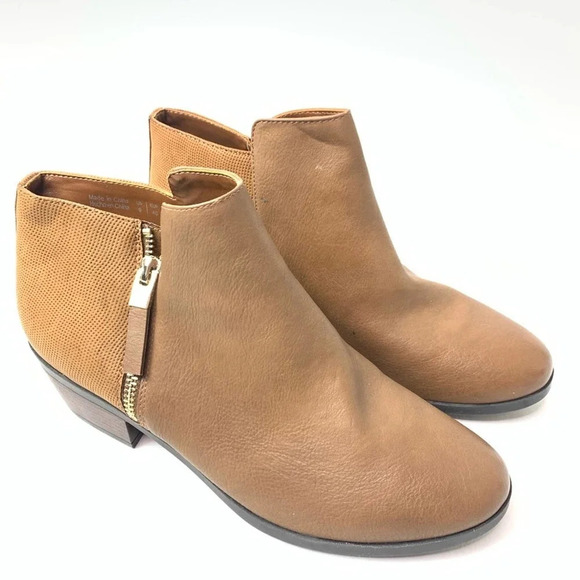Call It Spring Brown Bootie Size 9 - Picture 3 of 7